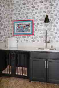 Who says laundry day isn’t fun? Happy vibes in a utility space can bring a sense of joy to mundane routines.